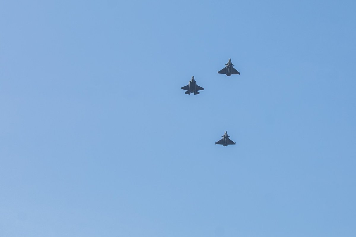 KAM: NATO naikintuvai praėjusią savaitę 6 kartus kilo atpažinti ir lydėti Rusijos orlaivių
