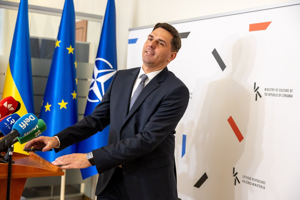 Nepaisė atšaukto kvietimo: kultūros ministras apsilankė Tamulevičiūtės teatrų festivalyje