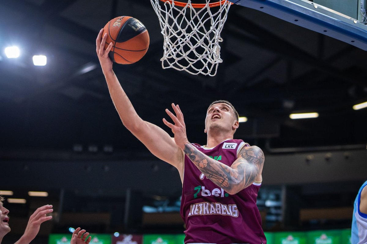 „Lietkabelis“ namuose nušlavė Kėdainių komandą - Delfi