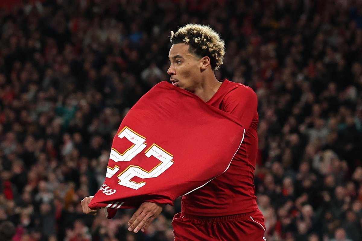 „Liverpool“ puolėjas užsidirbo sunkiai suvokiamą raudoną kortelę