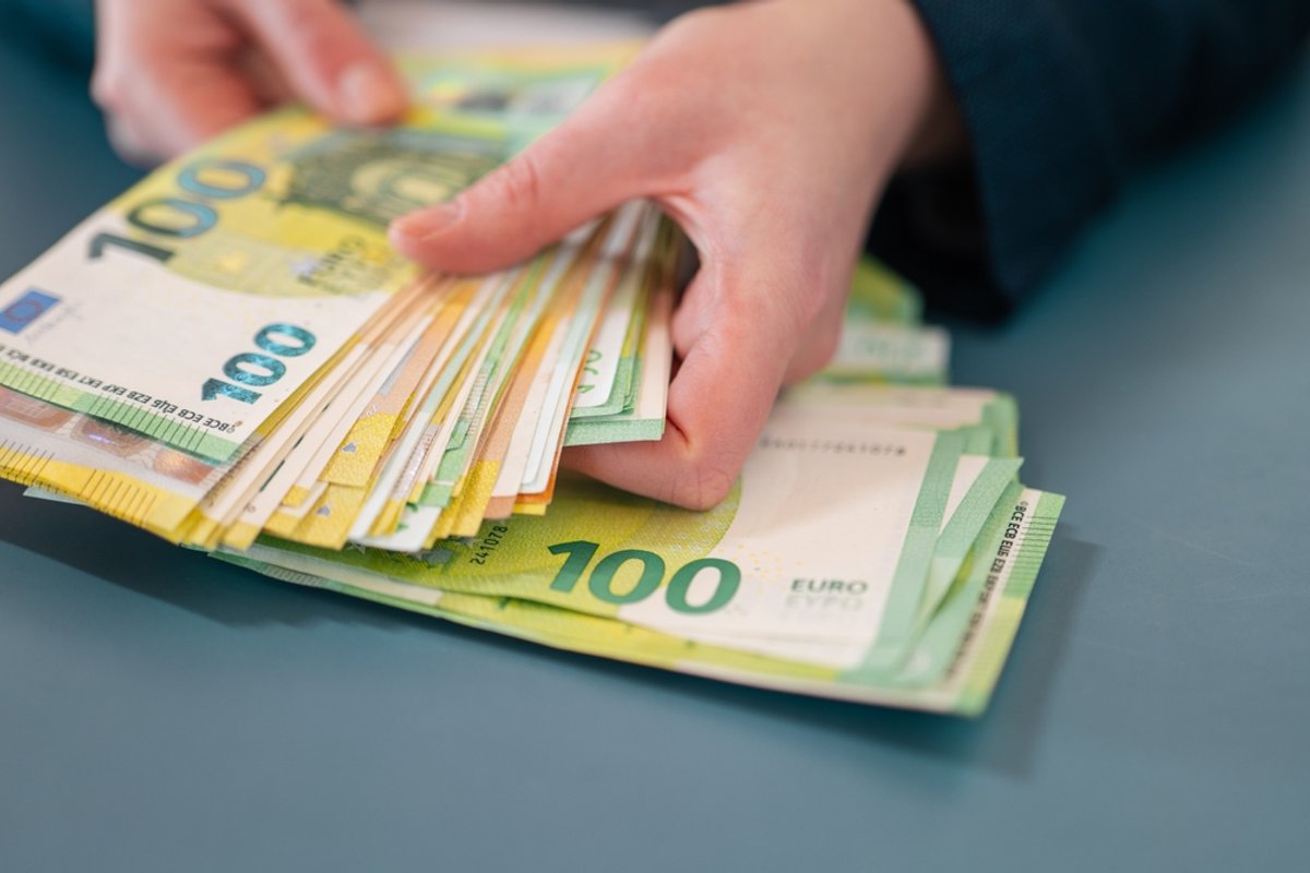 Sukčiai iš moters Vilniuje išviliojo 17,5 tūkst. eurų