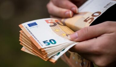 Grynųjų pinigų čia jau negausite: istorinis sprendimas, kuris milijonus paliks be jokio pasirinkimo