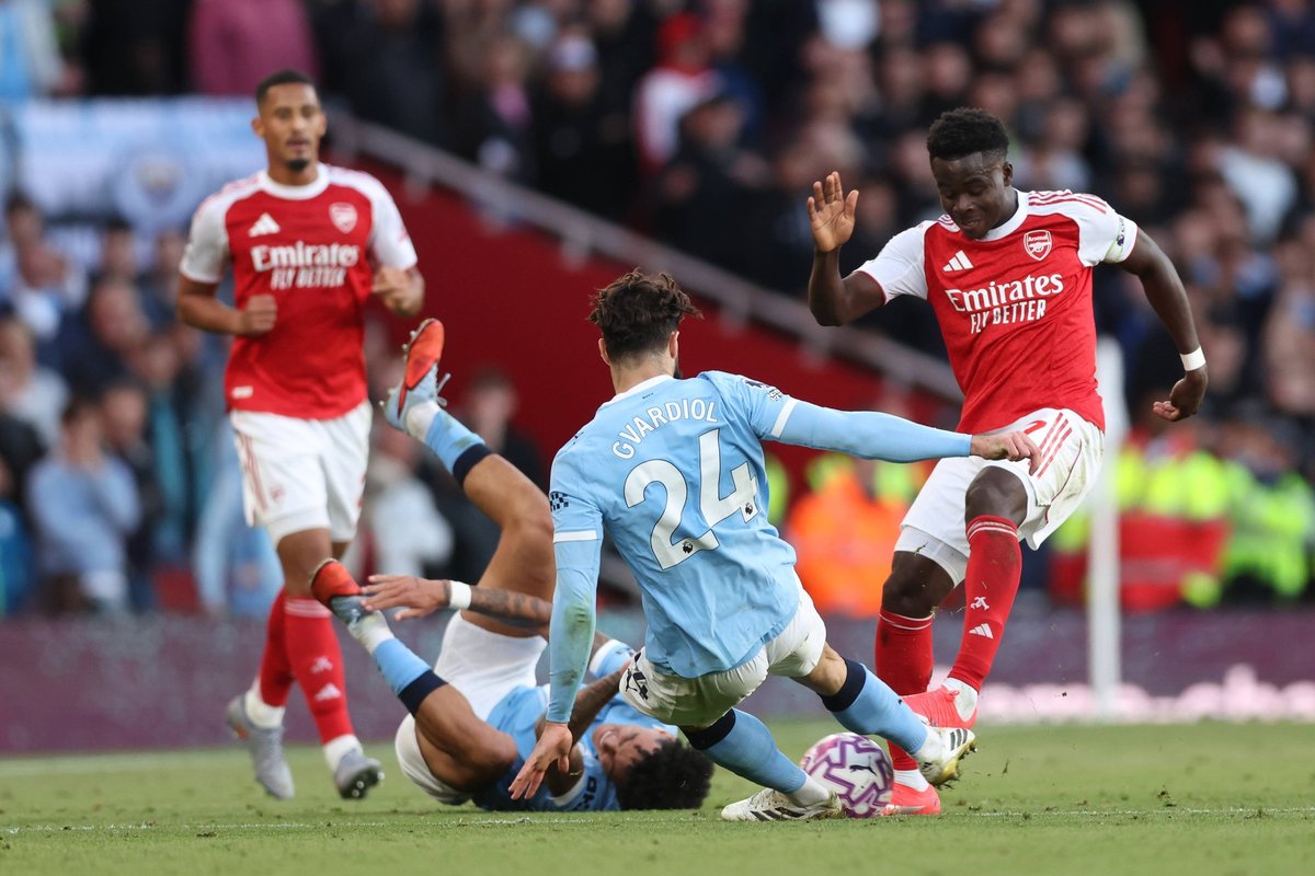 Dramatiškas „Arsenal“ ir „Man City“ mūšis baigėsi lygiosiomis - Delfi