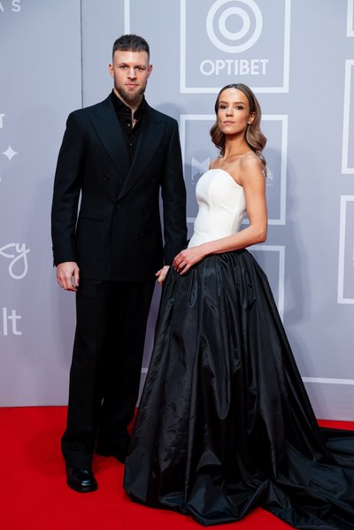 Laura Dragūnaitė su draugu