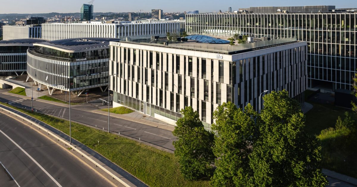 Vienintelis plėtros bankas Lietuvoje: specialistai paaiškino, kuo jis skiriasi nuo įprastų komercinių bankų