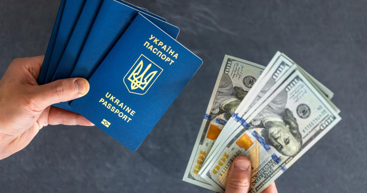 Ukrainos URM pareigūnas pardavinėjo rusams pasus, leidžiančius išvykti į ES - Respublika.lt