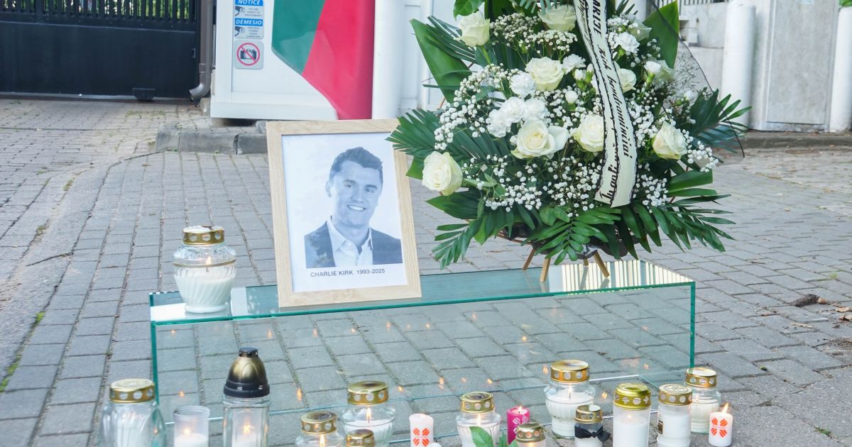 Sostinėje pagerbtas Čarlio Kirko atminimas - Respublika.lt