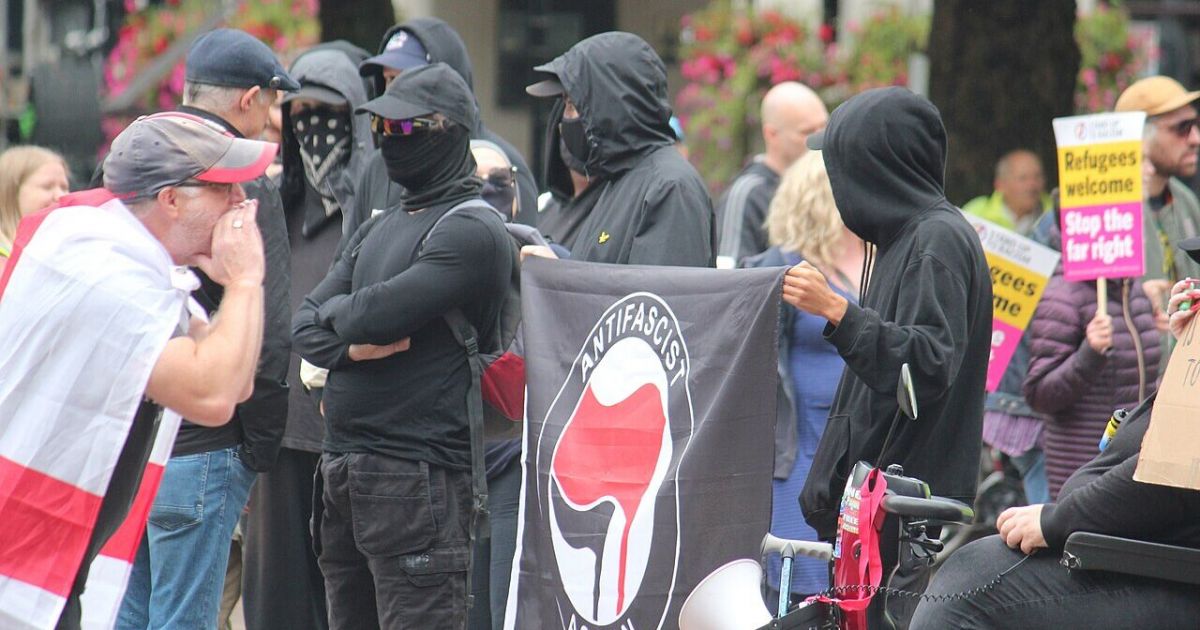 „Antifa“ judėjimui suteiktas „vidaus teroristinės organizacijos“ statusas - Respublika.lt