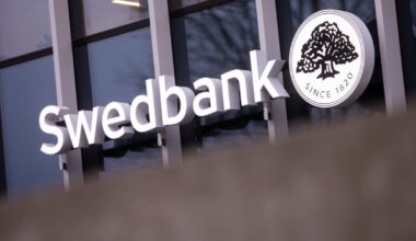 Šio banko klientė neslepia įsiūčio: bandė įsidėti pinigus į sąskaitą, bet banko atsakymas tiesiog šokiravo