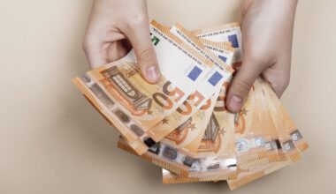 Grynųjų pinigų dienos jau suskaičiuotos, Europoje priimtas svarbus draudimas kelia dideles aistras