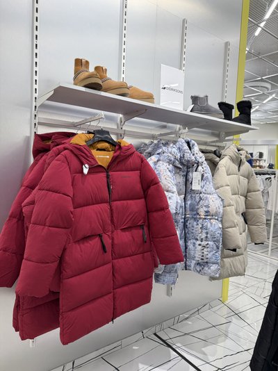 „Vilnius Outlet“ įsikūrusi „Membershop“ drabužių parduotuvė