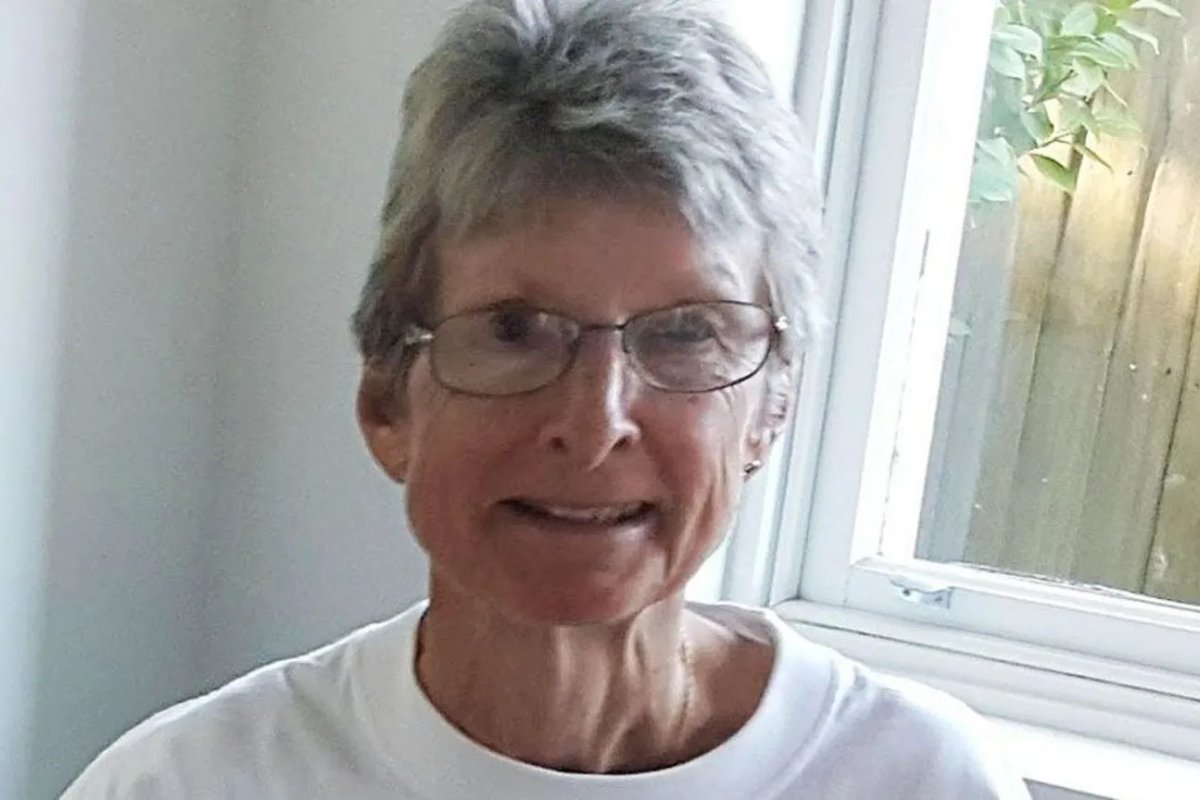 Dešimtis tūkstančių kainuojančio kruizo keleivė mirė netyčia palikta saloje