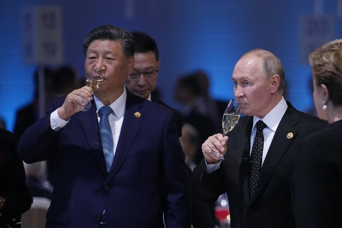 Pekinas: spaudimas Putinui nepadės užbaigti karo Ukrainoje