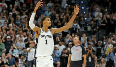 Wembanyama vėl dominavo, o „Spurs“ tyliai pagerbė Popovičių