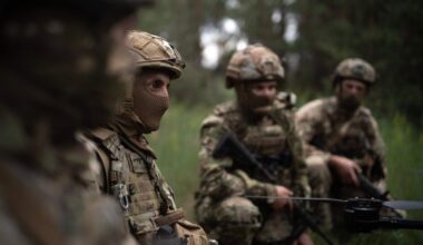 Ukrainiečių kariai fronte išgelbėjo kupranugarį