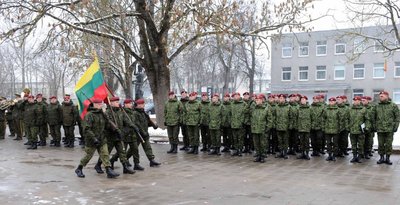 Lietuvos kariai vyksta į misiją Kosove