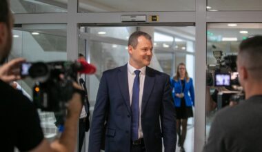 Į Seimo posėdžio darbotvarkę neįtraukta Palucko apkalta