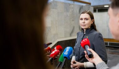 Politikams užkliuvo Šakalienės žodžiai apie galimą karą