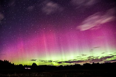 Šiaurės pašvaistės užfiksuotos vėlų rugsėjo 29-osios vakarą Telšių rajone