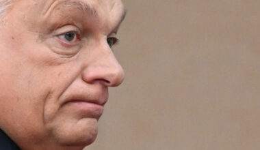 Orbanas atakuoja Zelenskį ir kaltina šantažu: „Tai nėra geras būdas įgyti draugų“