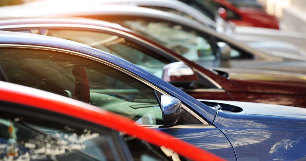 Populiariausių automobilių trejetukas Lietuvoje nesikeičia, įvardijo svarbiausius lietuvių kriterijus