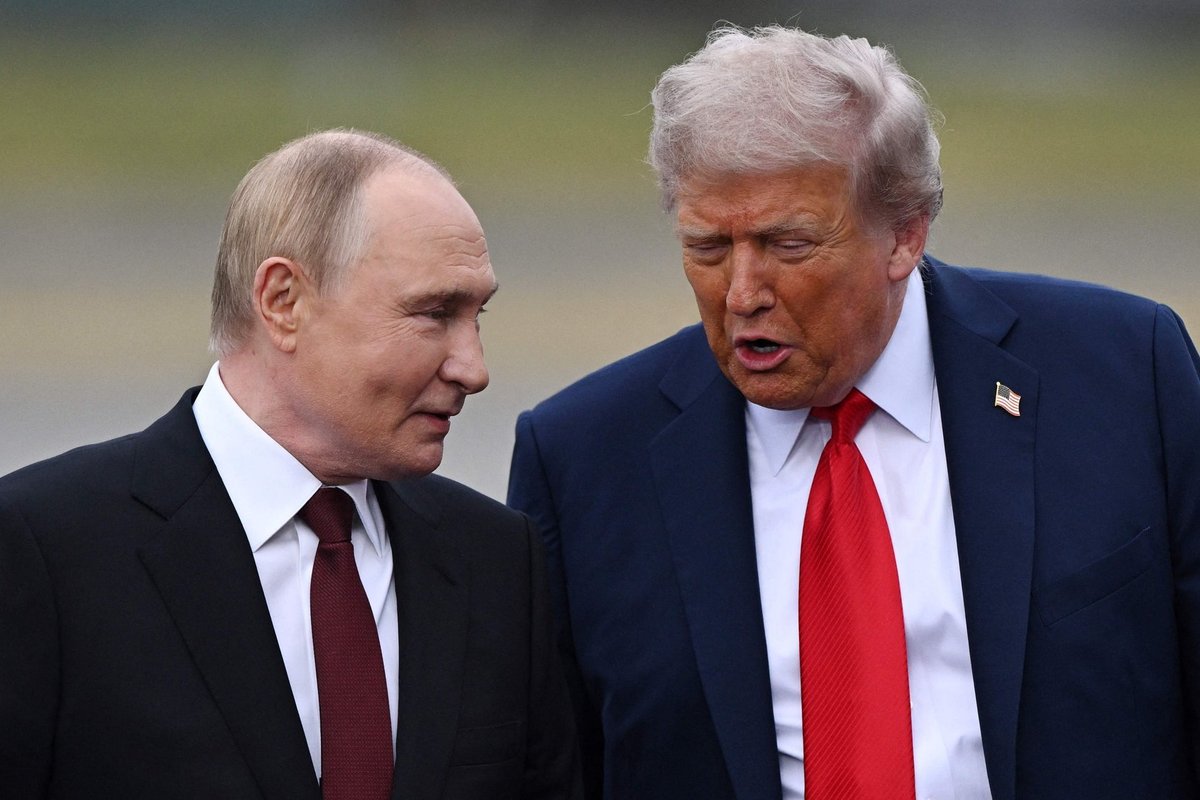 Karas Ukrainoje. Žiniasklaida: Trumpas šiandien kalbėsis su Putinu - Delfi