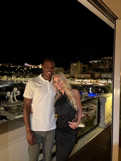 Gabija Karabinaitė ir Jaron Blossomgame (nuotr. asm. archyvo) Gabija Karabinaitė ir Jaron Blossomgame (nuotr. asm. archyvo)