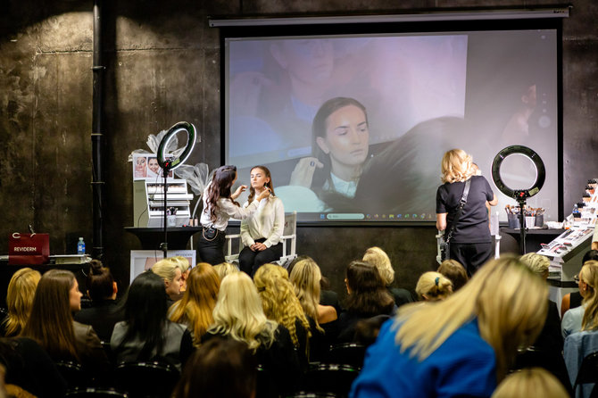 Organizatorių nuotr./Parodoje „Moters pasaulis 2025“ – daugiau nei 500 grožio, mados ir stiliaus prekių ženklų – jau lapkričio 14–16 dienomis, „Žalgirio“ arenoje