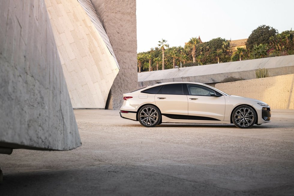 Audi A6 Sportback e-tron (nuotr. gamintojo) Audi A6 Sportback e-tron (nuotr. gamintojo)