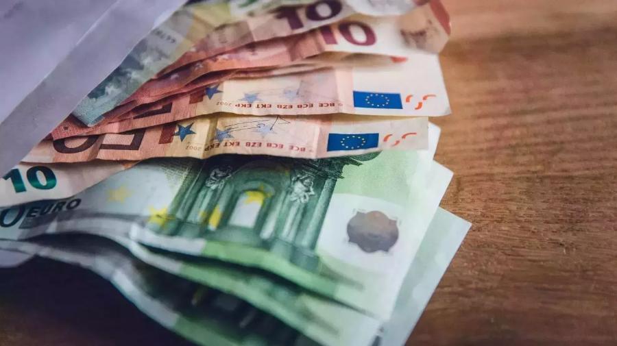 ragina nutraukti sutartis ir „investuoti“ – kaip neapsigauti?