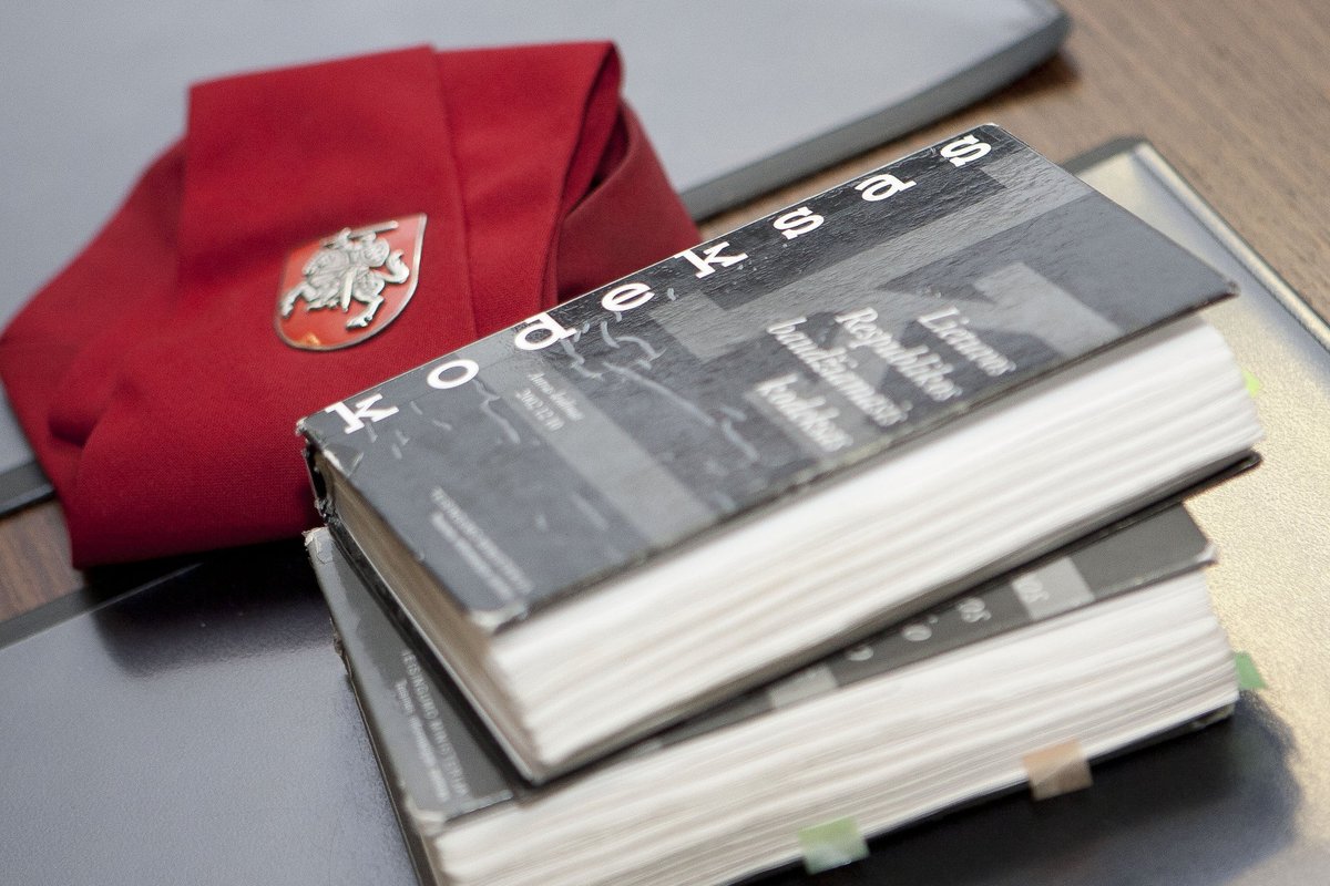 Seimo TTK pritarė, kad ir apysunkiems nusikaltimams būtų galima taikyti kriminalinę žvalgybą