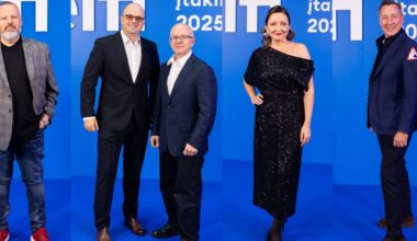 Iškilminga „Lietuvos įtakingiausiųjų“ ceremonija: ant mėlynojo kilimo – politikos, verslo ir pramogų elitas
