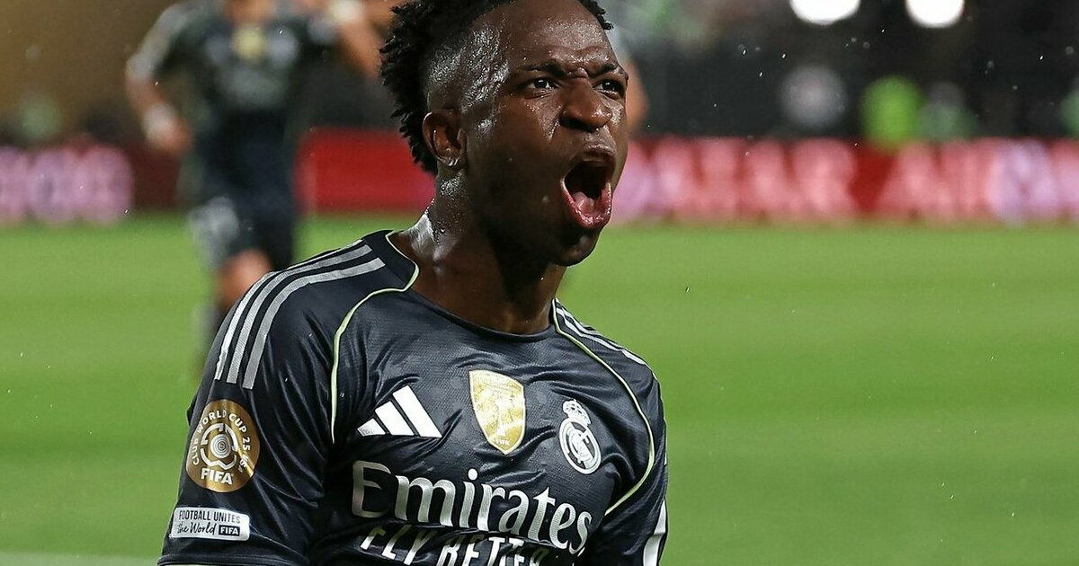 Vinicius Junioras išplatino pranešimą dėl savo elgesio po keitimo „El Clasico“ metu
