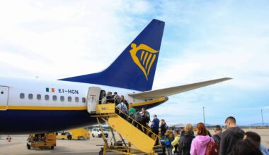 Incidentas „Ryanair“ lėktuve – Krokuvoje lėktuvas buvo evakuotas