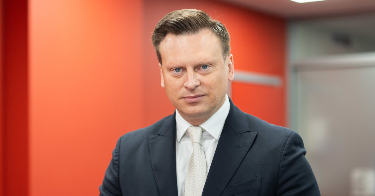 Meras Valdas Benkunskas pratrūko pamatęs, kas atvyksta į Lietuvą: „Negaliu sėdėti rankų sudėjęs“ | Vardai