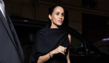 Po dešimtmečio pertraukos Meghan Markle apsilankė Paryžiaus mados savaitėje: atvyko išreikšti palaikymo