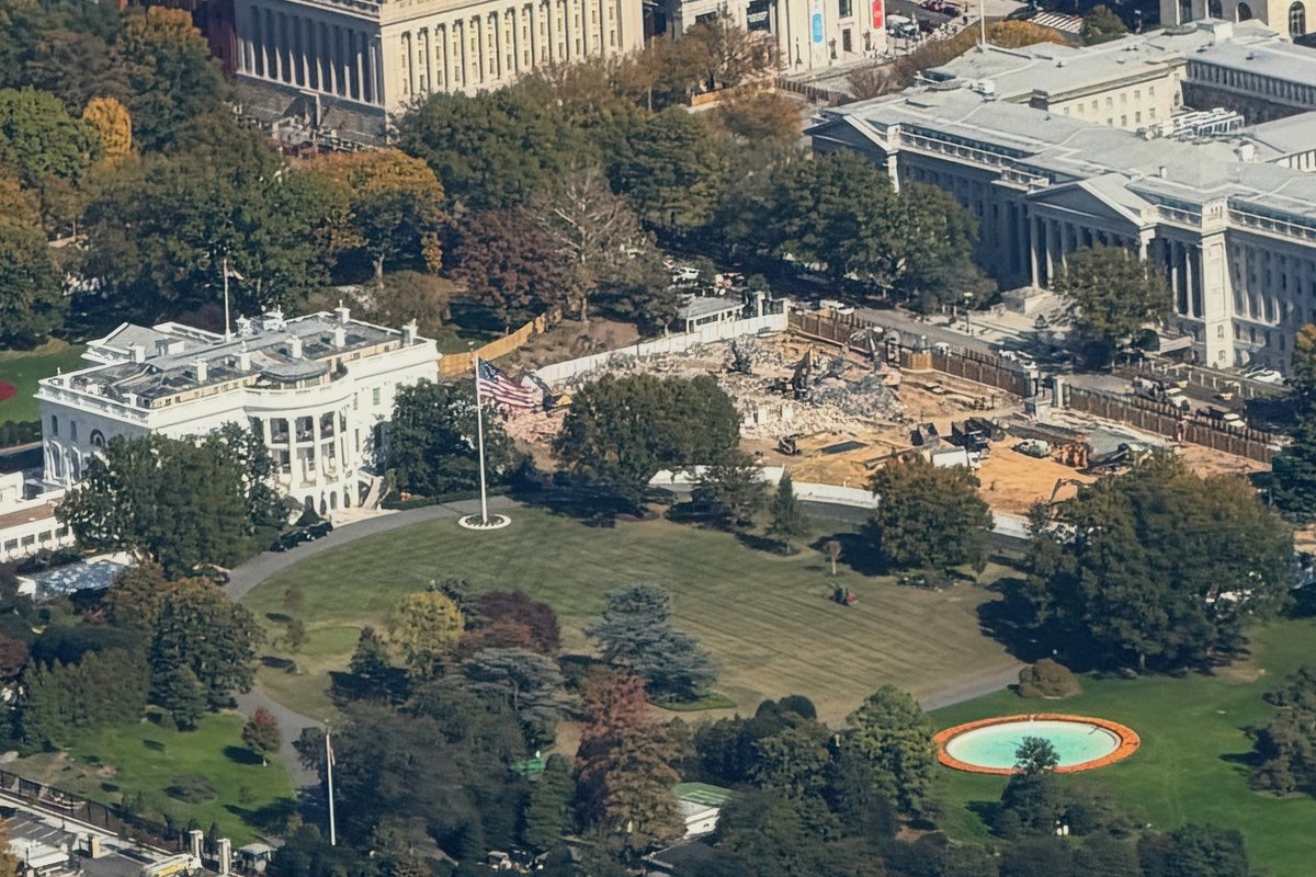 Trumpas kardinaliai keičia Baltuosius rūmus - Delfi