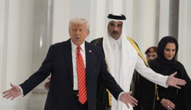 Trumpas davė labai neįprastą pažadą Katarui