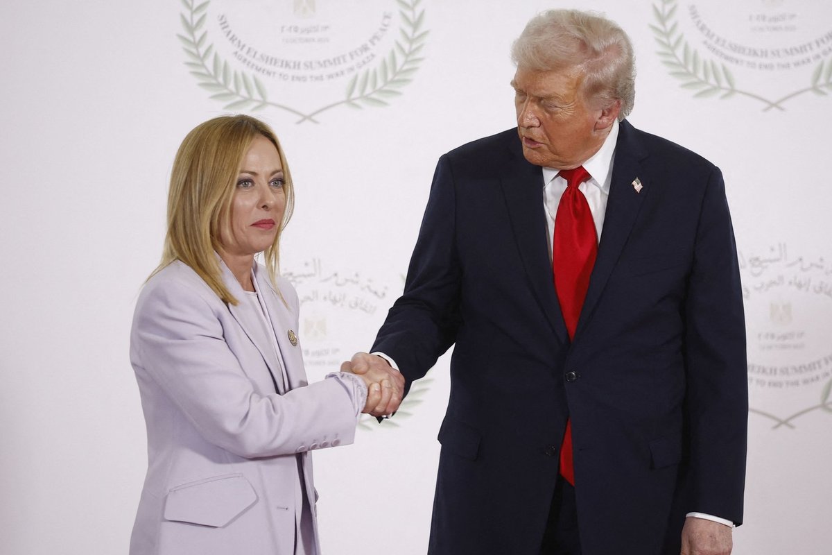 Giorgiai Meloni – nejaukus Trumpo komplimentas
