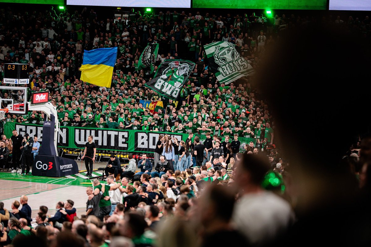 Grasinimo neįvykdys: „Žalgirio“ aistruoliai grįžta į tribūną - Delfi