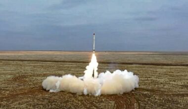 Šiaurės Korėja po mėnesių pertraukos vėl paleido kelias balistines raketas