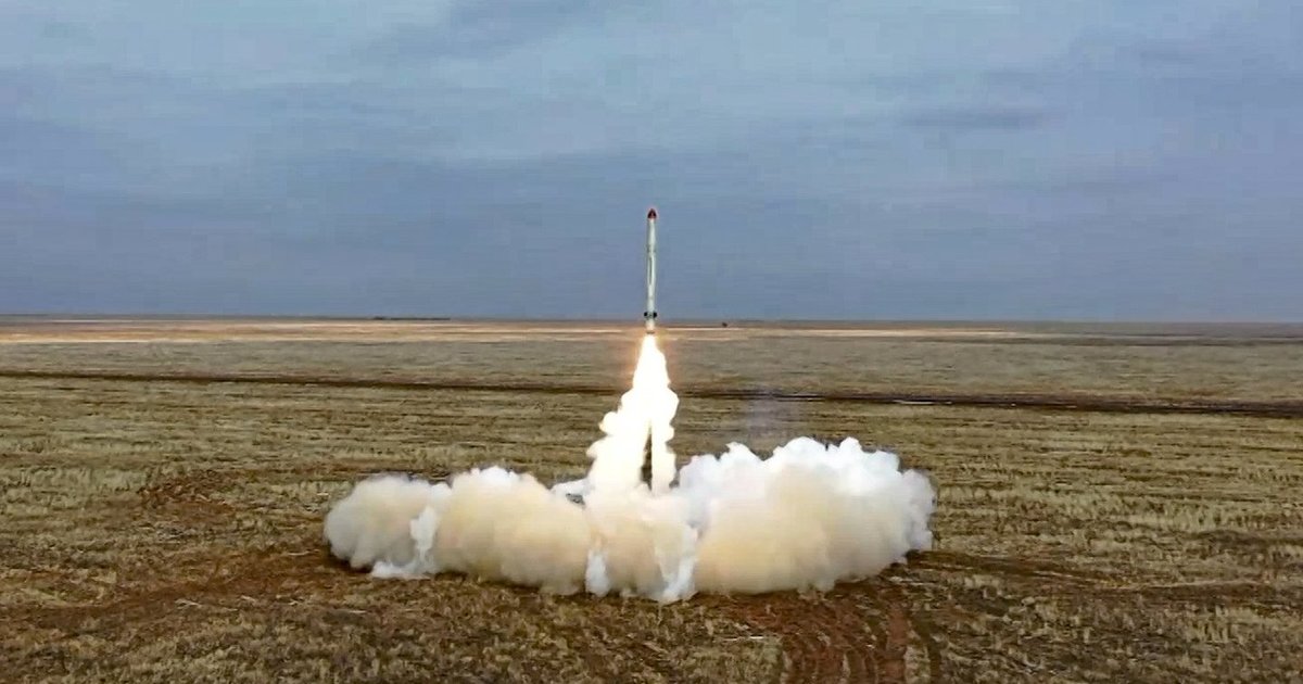 Šiaurės Korėja po mėnesių pertraukos vėl paleido kelias balistines raketas