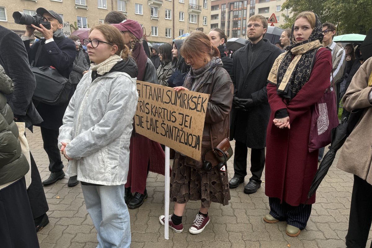 Tęsis protestai prieš „aušriečius“ Kultūros ministerijoje