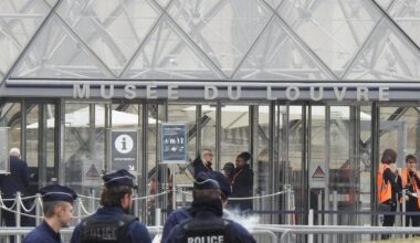 Luvro direktorė: iš sprukusių vagių pamestą karūną pavyks restauruoti