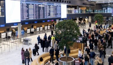 Vilniaus ir Kauno oro uostai atnaujino veiklą – aiškėja, kokio masto sutrikimai kilo naktį