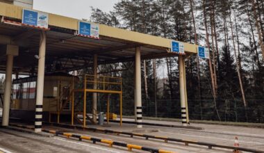 Dėl kontrabandinių balionų laikinai uždaryti abu pasienio punktai su Baltarusija