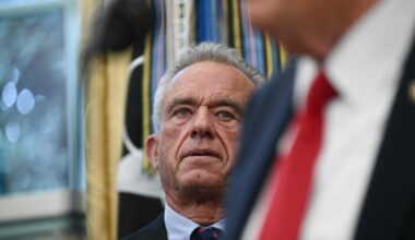 Trumpo sveikatos sekretorius skleidžia alternatyvią teoriją, kad autizmas susijęs su apipjaustymu