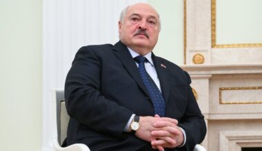 Ekspertas sako žinantis, kodėl balionai į Lietuvą pasiųsti būtent dabar: Lukašenka beprotiškai bijo - Delfi