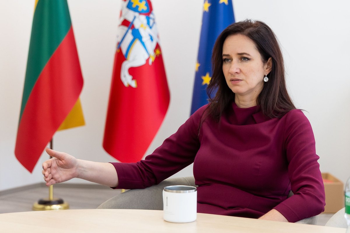 Ruginienė: minimali alga nuo kitų metų kils 115 eurų