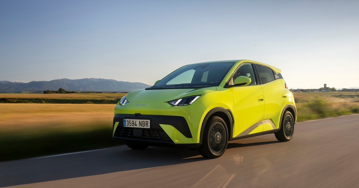 „Lietuvos metų automobilis 2026“ dalyvis: elektromobilis masėms – „BYD Dolphin Surf“